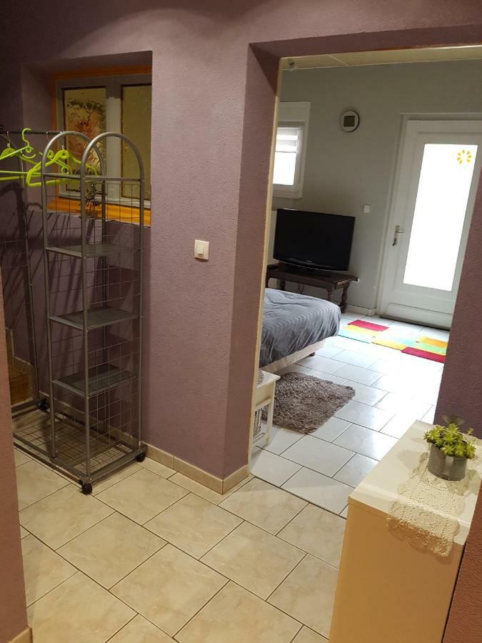 Apartmán Chez Violette Destry Exteriér fotografie